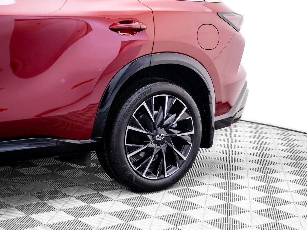 New 2027 2T SUN RED INFINITI Autograph AWD image 36