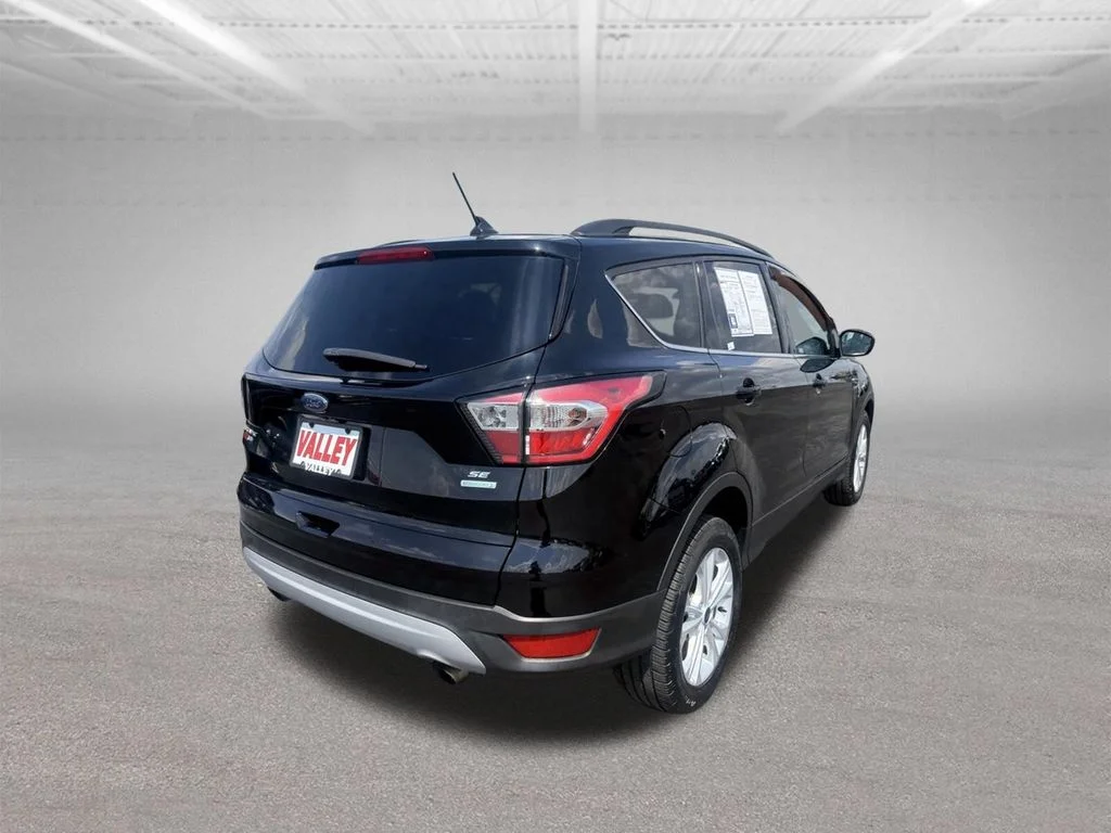 Used 2018 Black Ford SE image 4
