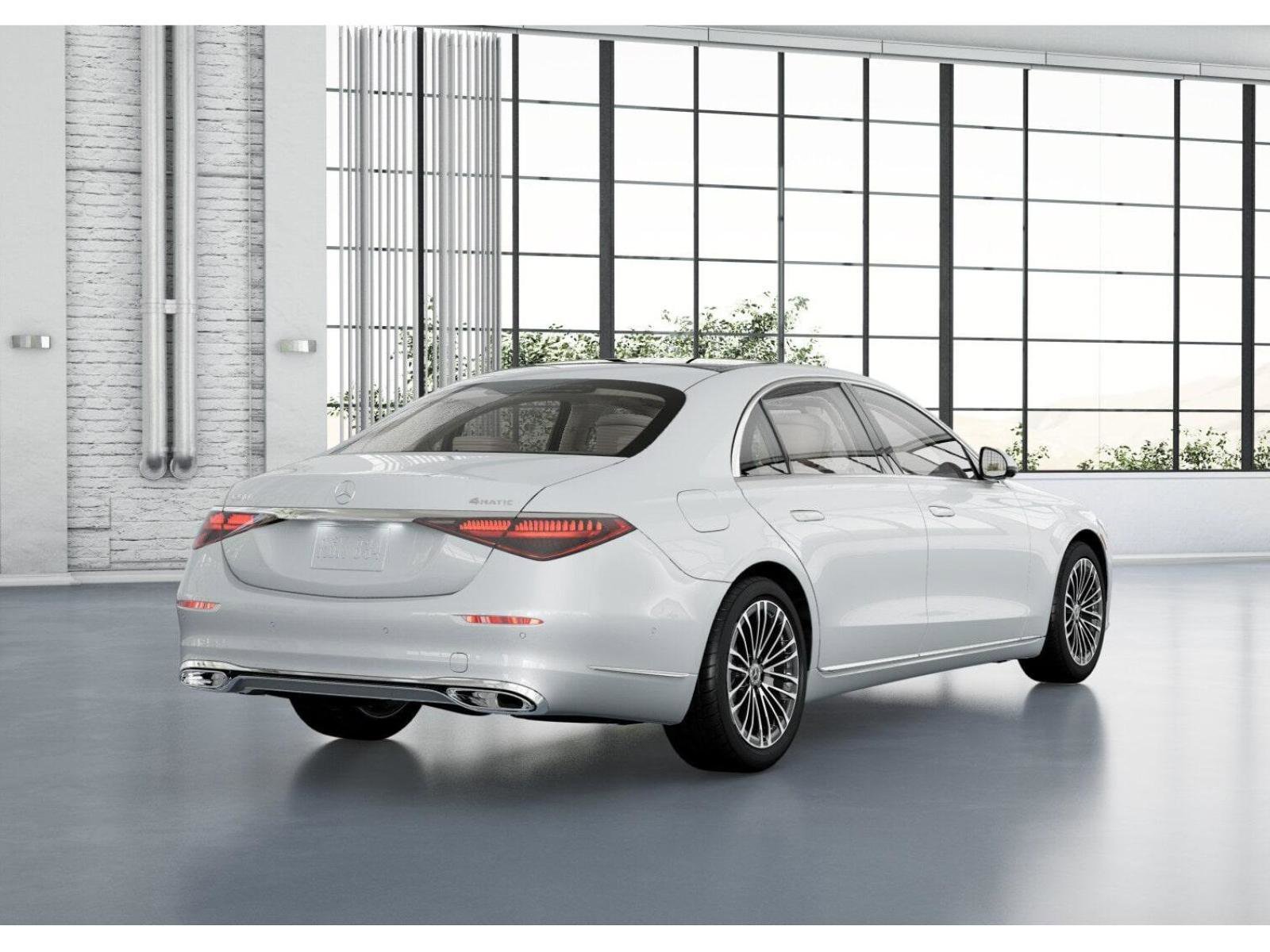 Used 2026 MANUFAKTUR Moonlight White Metallic Mercedes-Benz S 580 image 10