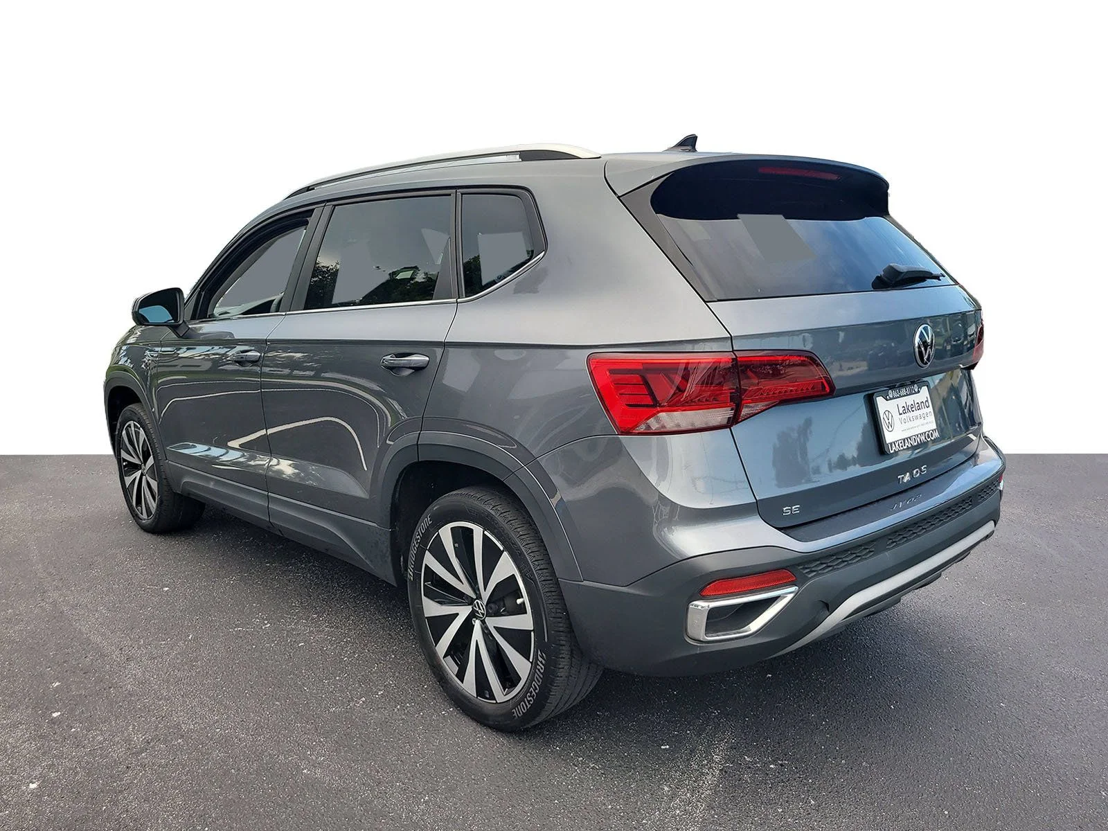 Used 2022 Gray Volkswagen 1.5T SE image 4