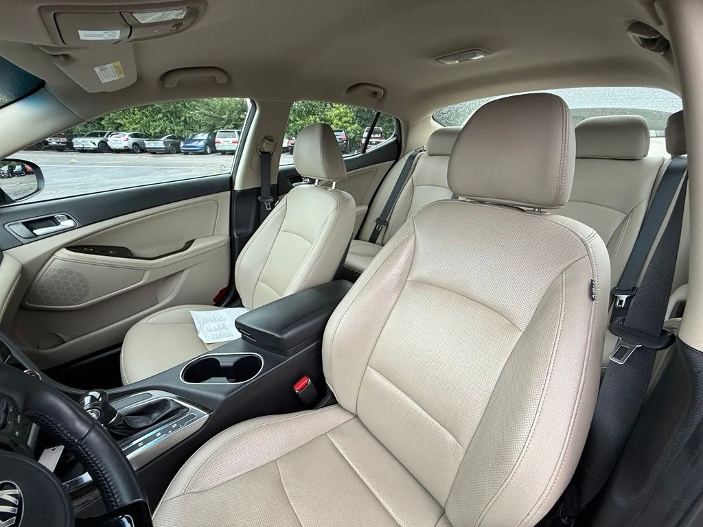 Used 2015 Gray Kia EX image 21