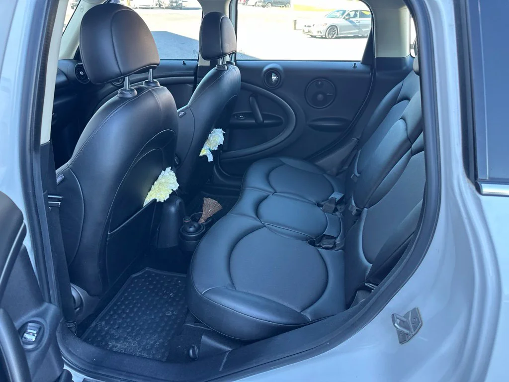 Used 2016 Light White MINI Base image 10