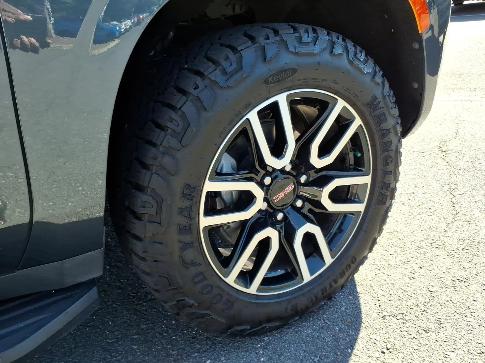 Used 2021 Dark Sky Metallic GMC AT4 image 12
