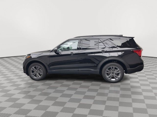 Used 2026 Agate Black Metallic Ford Active with 100A Pkg image 39
