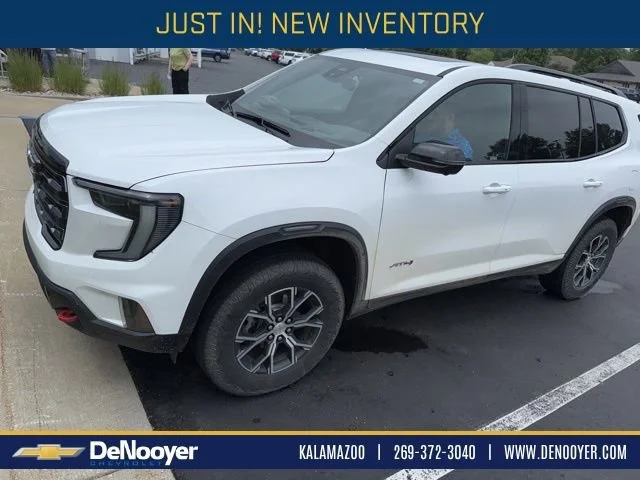 2024 GMC Acadia AT4 AWD's photo