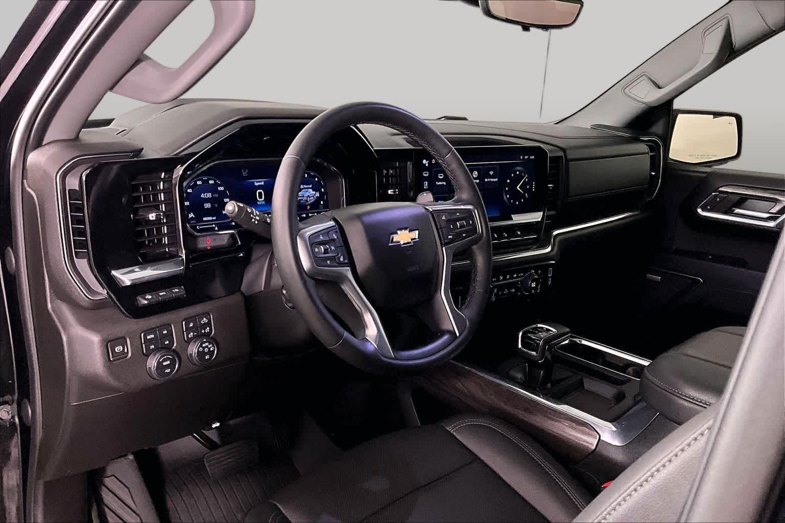 2023 Chevrolet Silverado 1500 LTZ - Photo 16