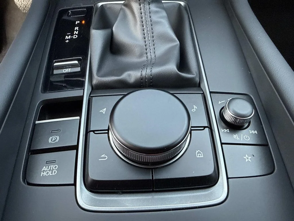 New 2026 Jet Black Mica Mazda 2.5 S Preferred image 38