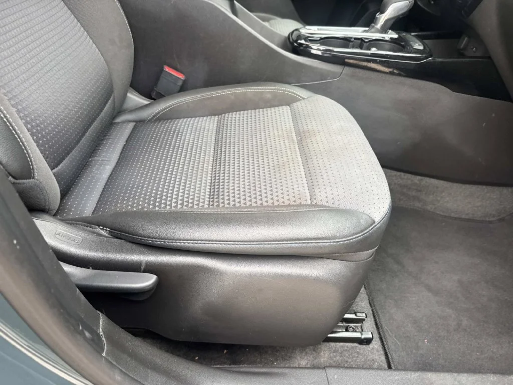 Used 2025 Gray Chevrolet LT image 19