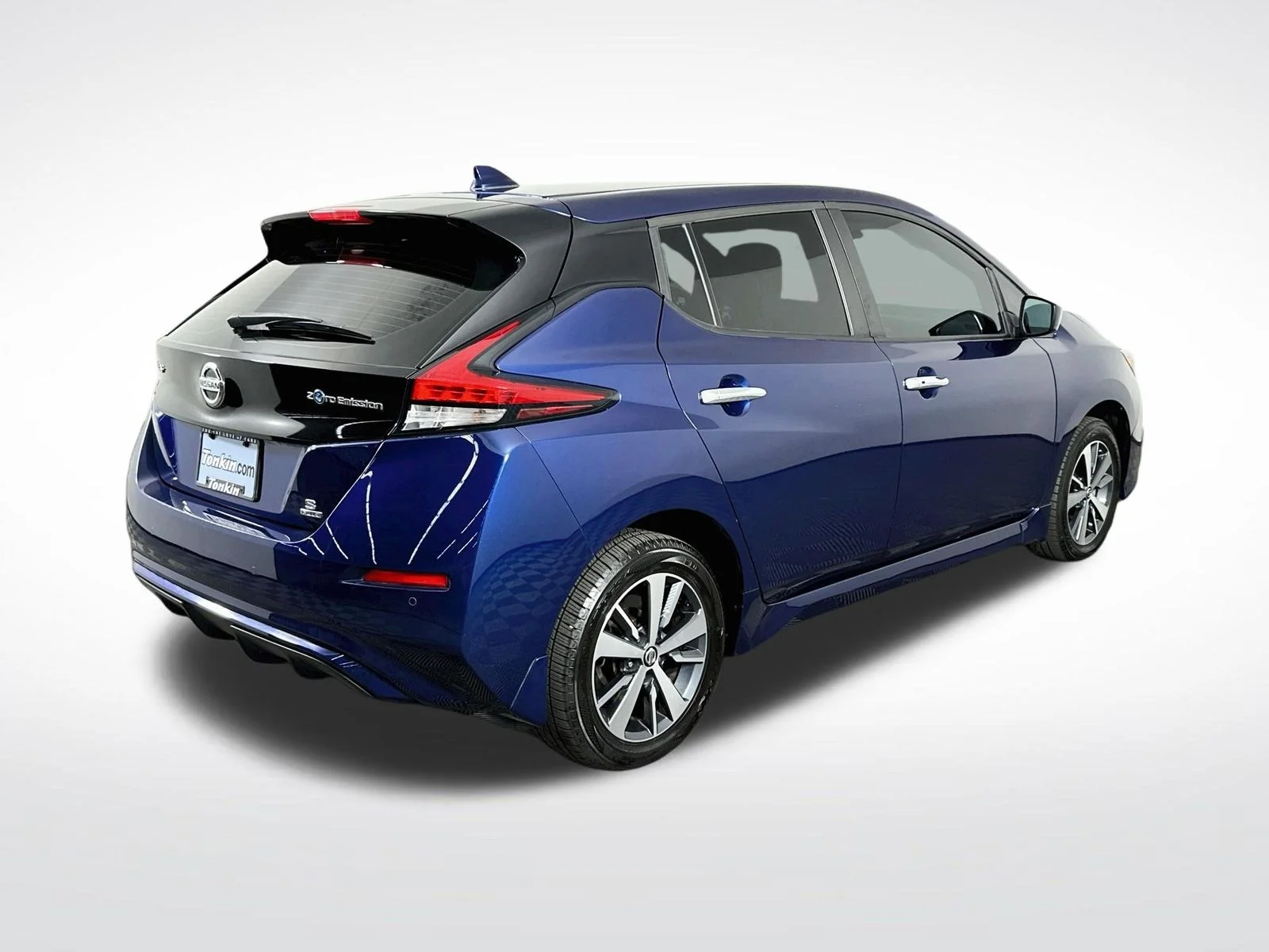 Used 2022 Deep Blue Pearl Nissan S Plus image 8