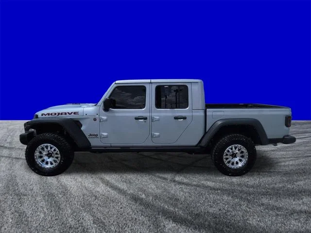 Used 2022 Silver Jeep Mojave image 7