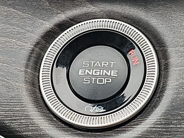 Used 2021 Silver Jeep Limited image 19