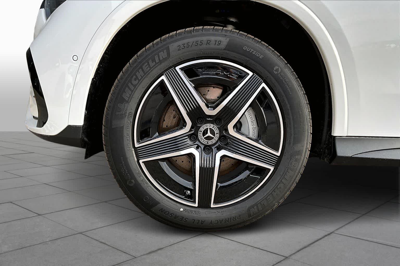 New 2026 Polar White Mercedes-Benz GLC 300 image 21