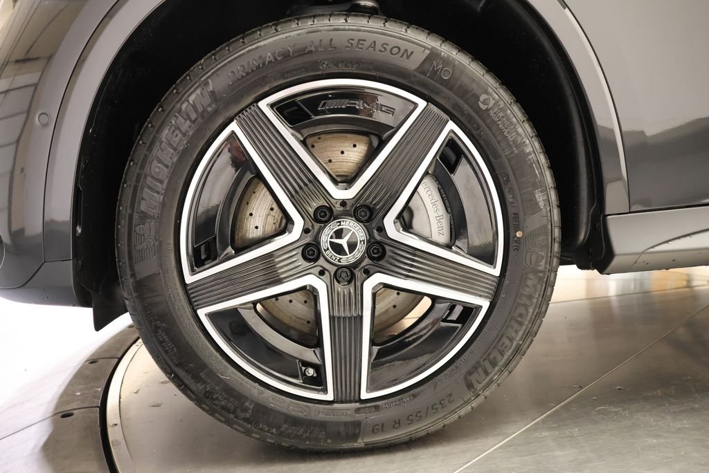 Used 2027  Mercedes-Benz GLC 300 image 11