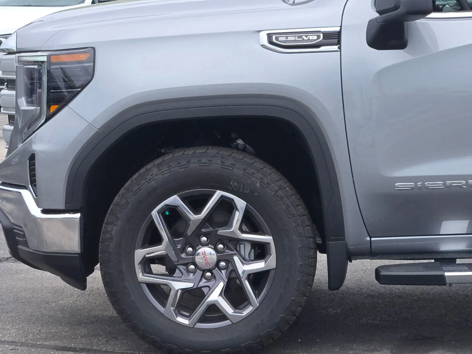 New 2026 Sterling Metallic GMC SLE image 34