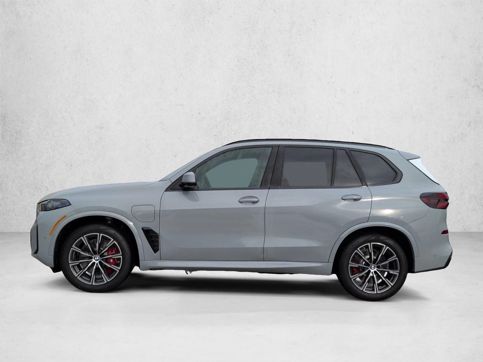 Used 2026 Brooklyn Grey Metallic BMW xDrive50e image 5
