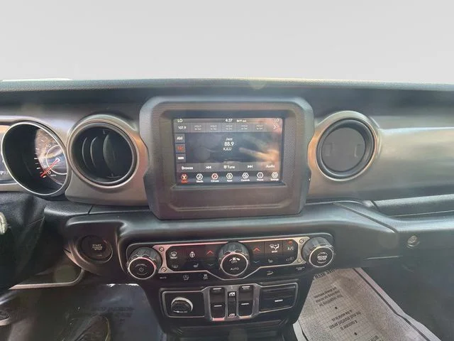 Used 2018 Blue Jeep Unlimited Sport S image 21