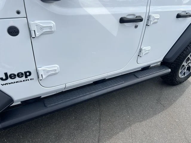 Used 2024 White Jeep Sport S image 40