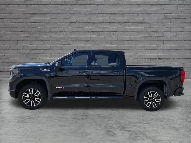 Used 2024 Onyx Black GMC AT4 image 2