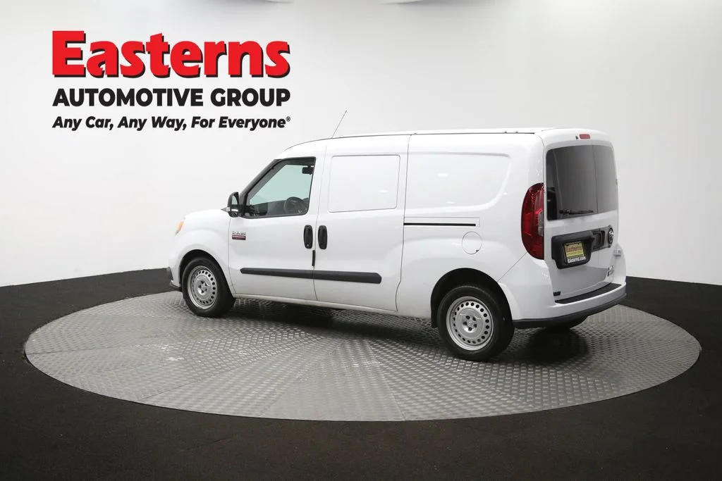 Used 2022 White Ram Base image 64