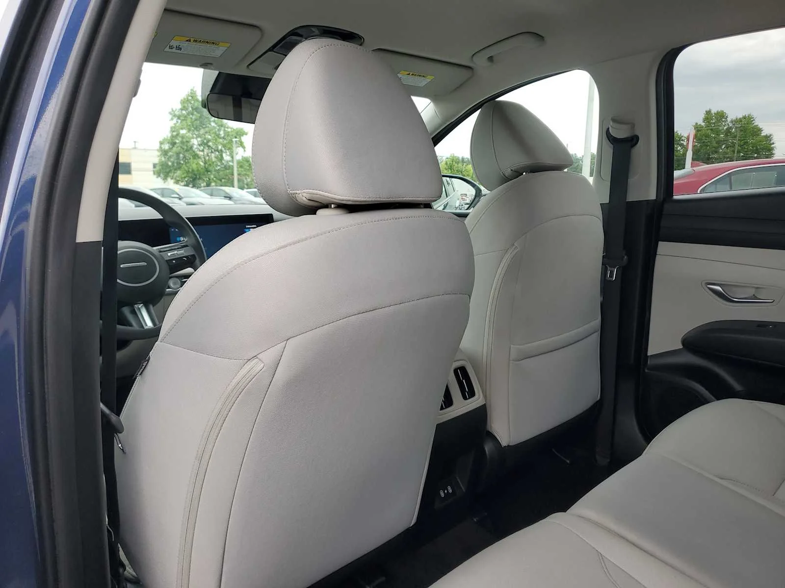 Used 2025 Atlantis Blue Hyundai SEL image 11