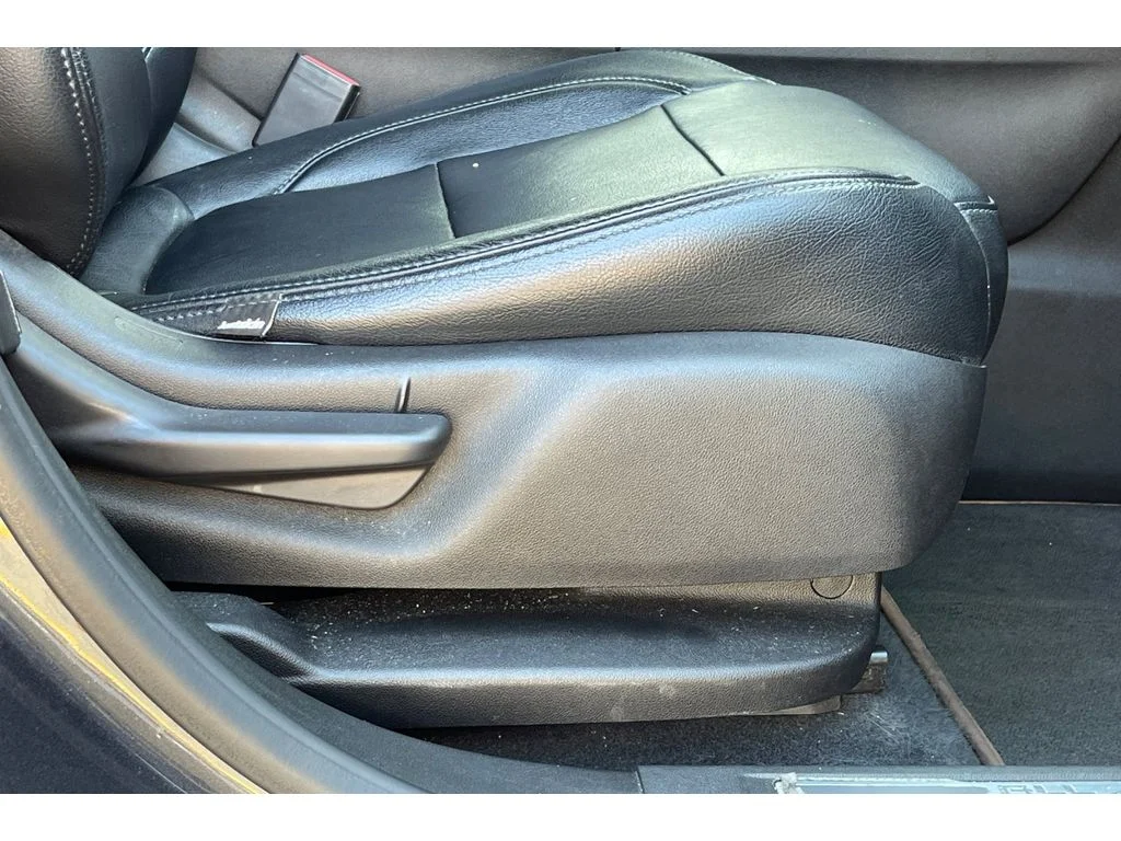 Used 2017 Iridium Metallic GMC SLE image 23