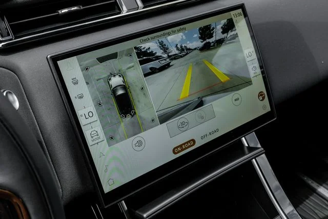 New 2026 White Land Rover S image 29
