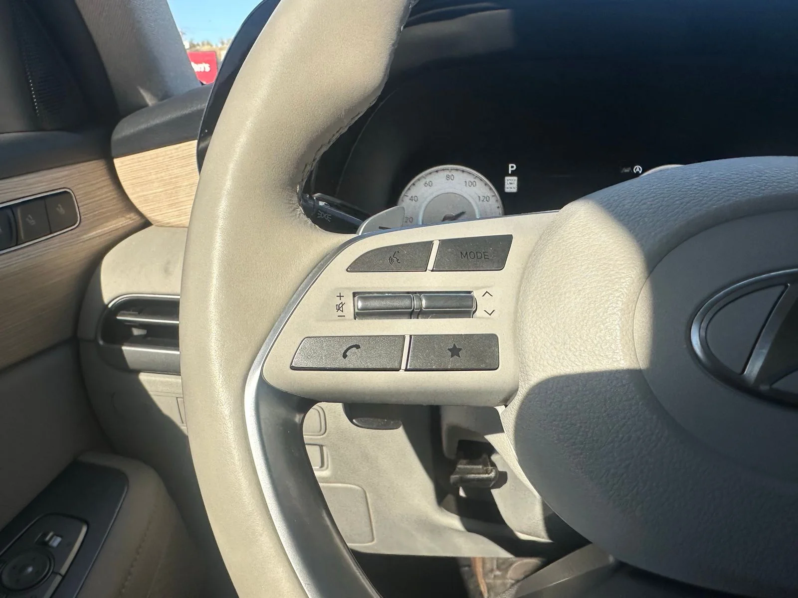 Used 2023 White Hyundai Limited image 16