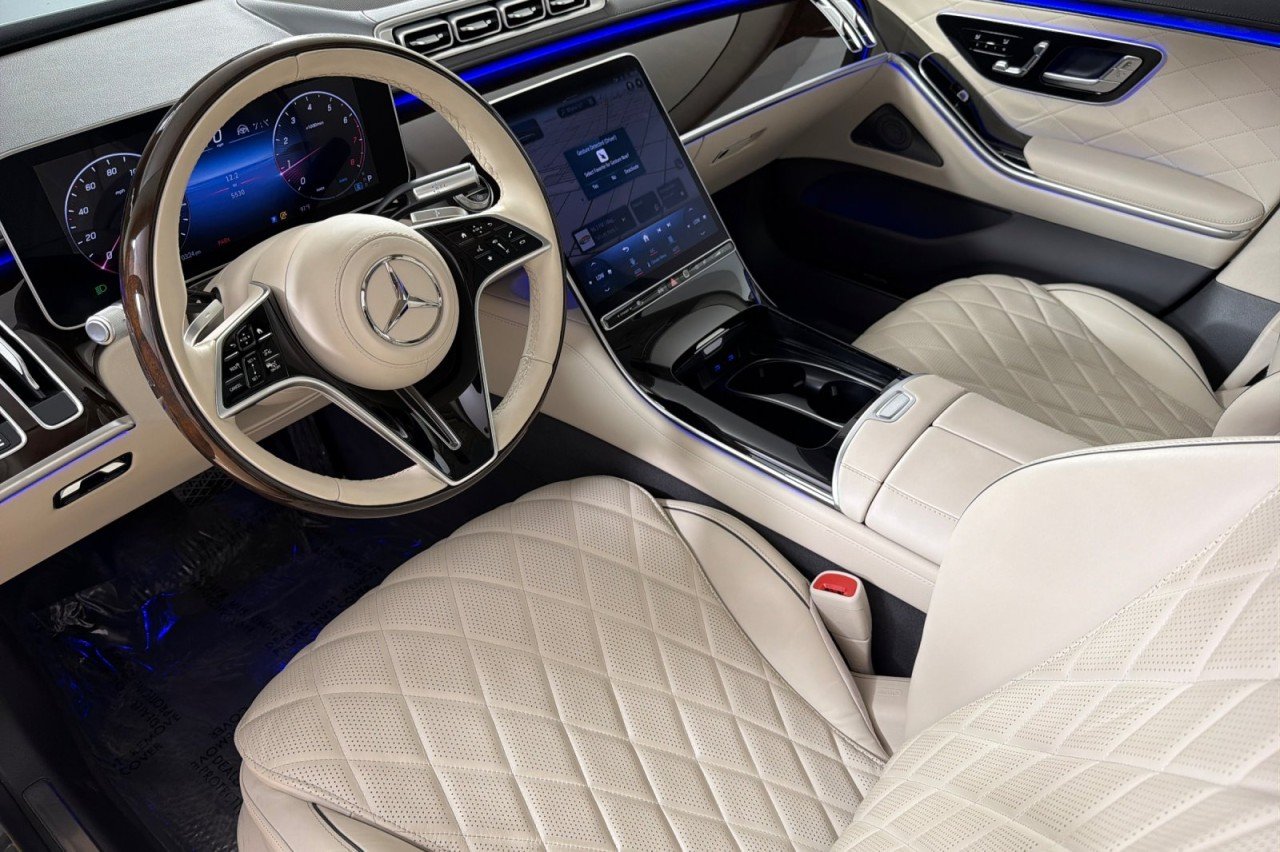 Certified Used 2024 Cirrus Silver Metallic Mercedes-Benz S 580 image 9