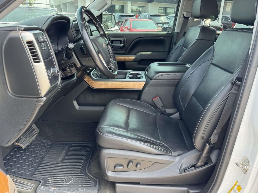 Used 2018 White Chevrolet LTZ image 14