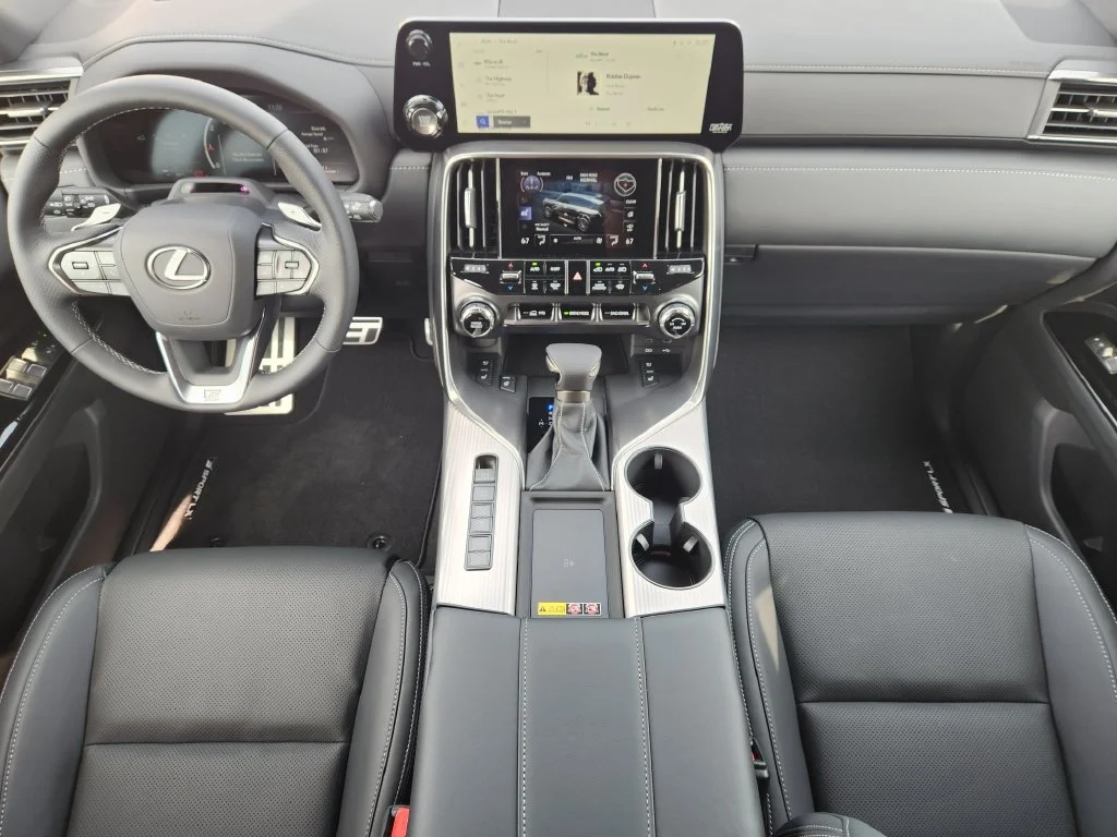 New 2026 Ultra White Lexus 600 F SPORT image 19