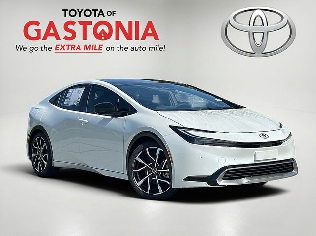 2026 Toyota Prius XSE's photo