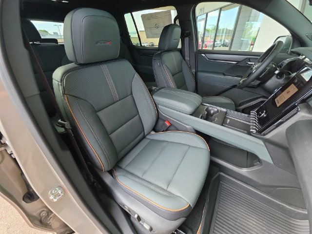 2026 GMC Acadia AT4 - Photo 21