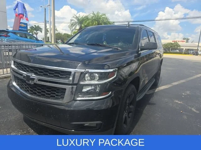 Used 2020 BLACK Chevrolet LT image 3