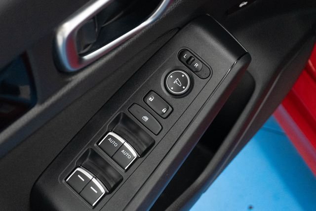 Used 2023  Honda EX image 3