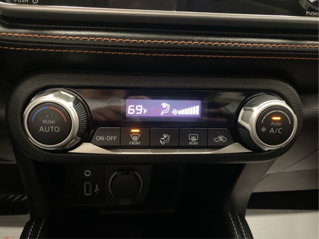 Used 2020 Red Nissan SR image 19