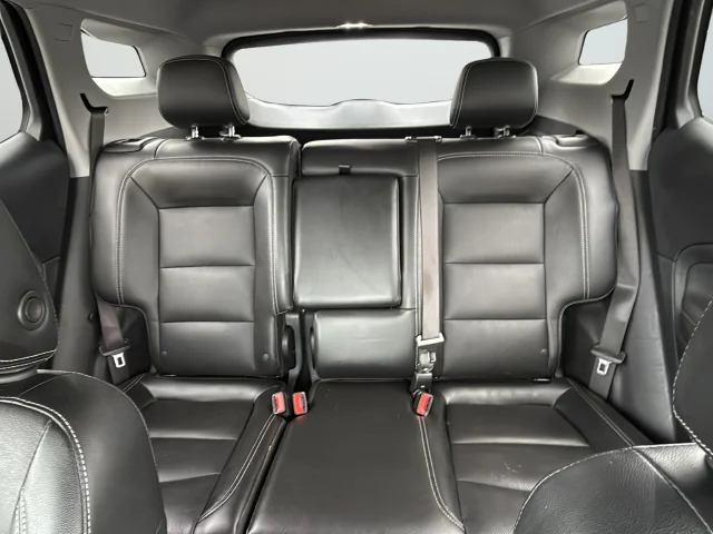 Used 2022 Blue GMC SLT image 38
