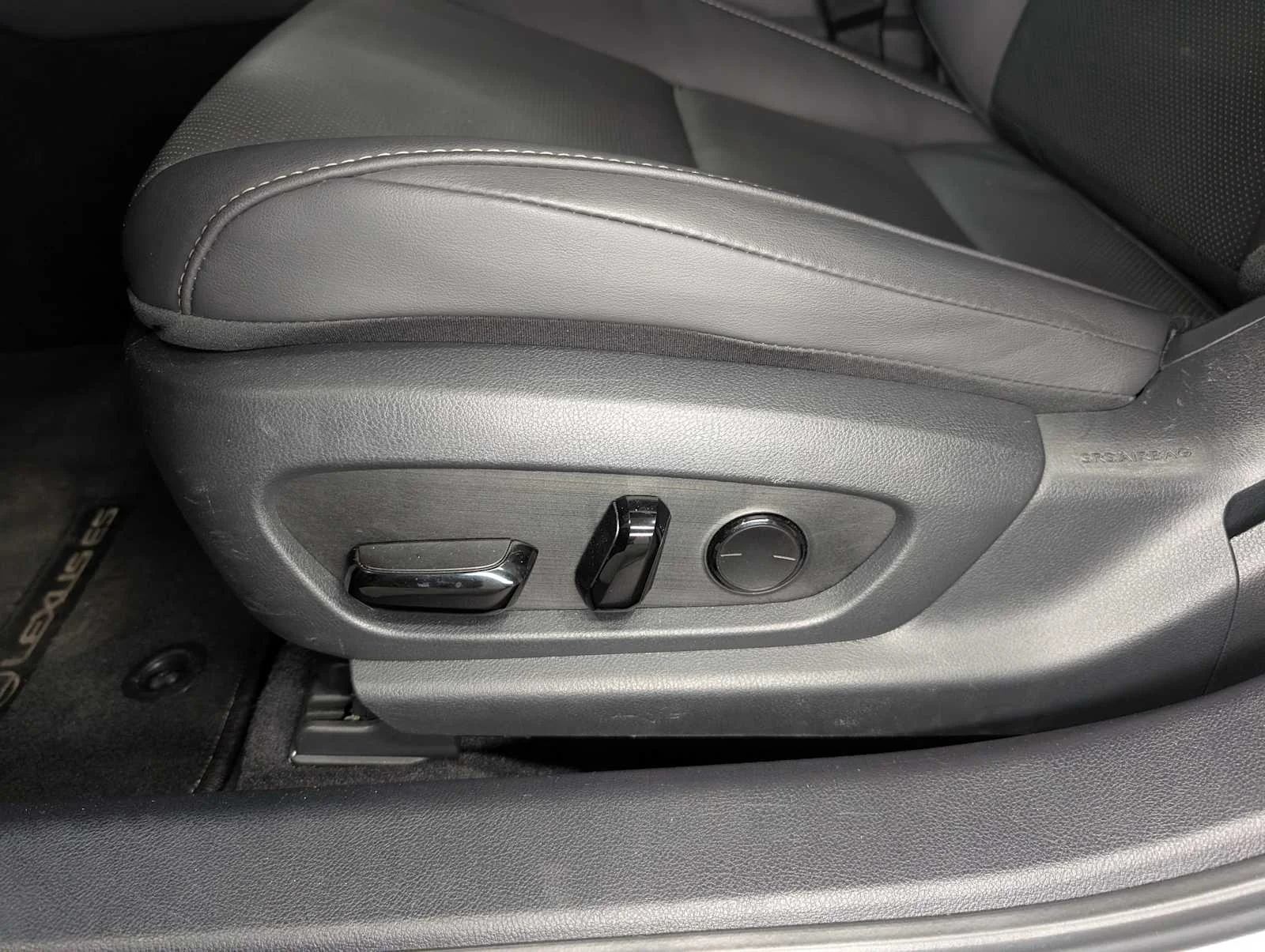 Used 2023 Iridium Lexus  image 37