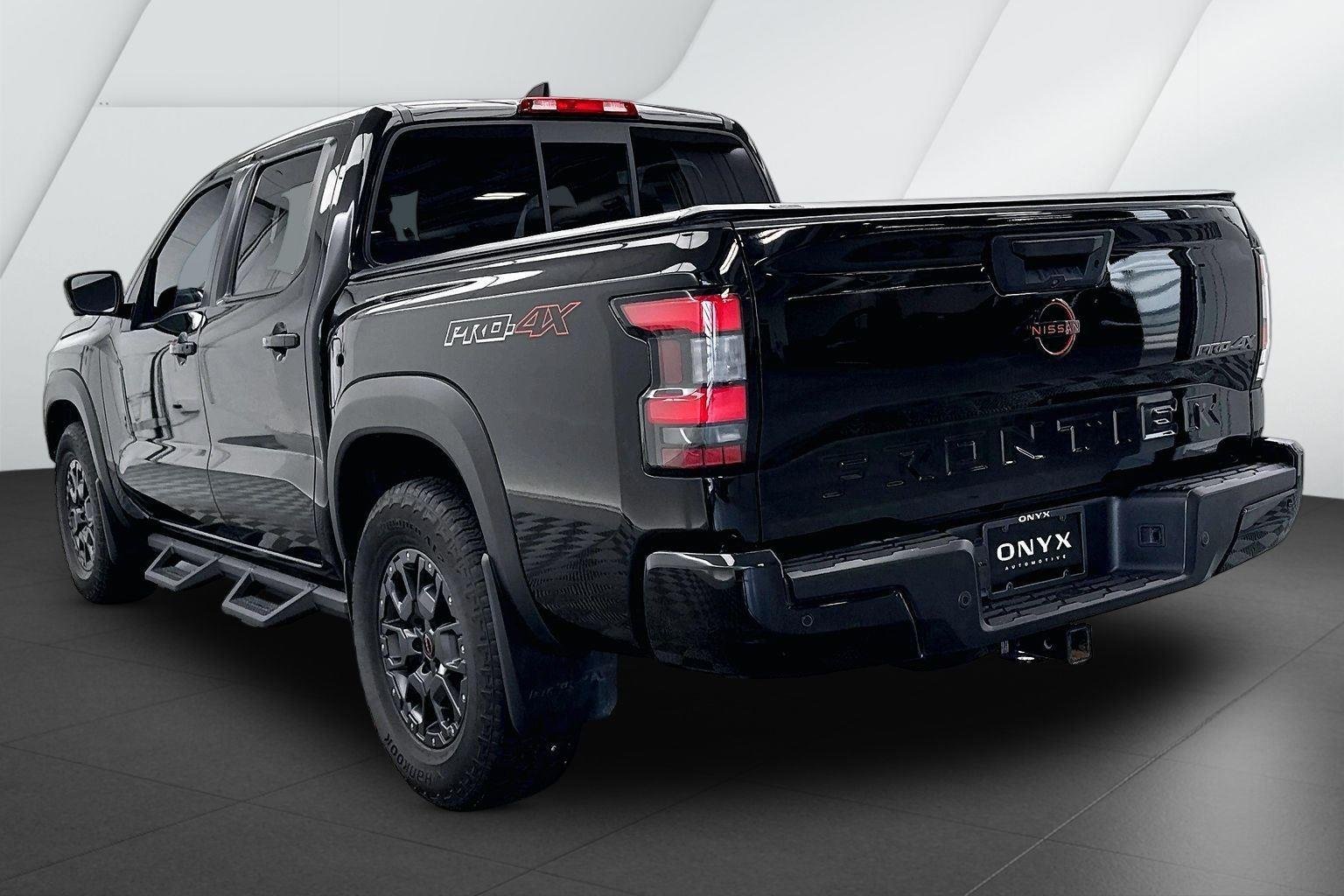 Used 2022 Super Black Nissan PRO-4X image 9