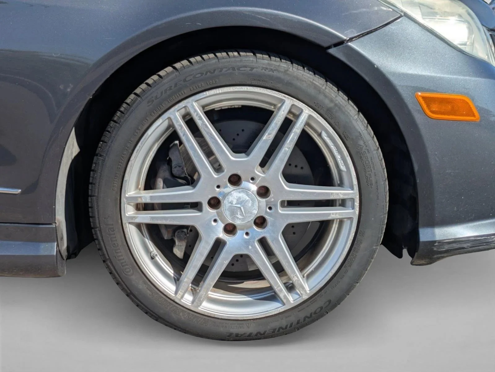 Used 2010 Steel Grey Metallic Mercedes-Benz E 550 image 22