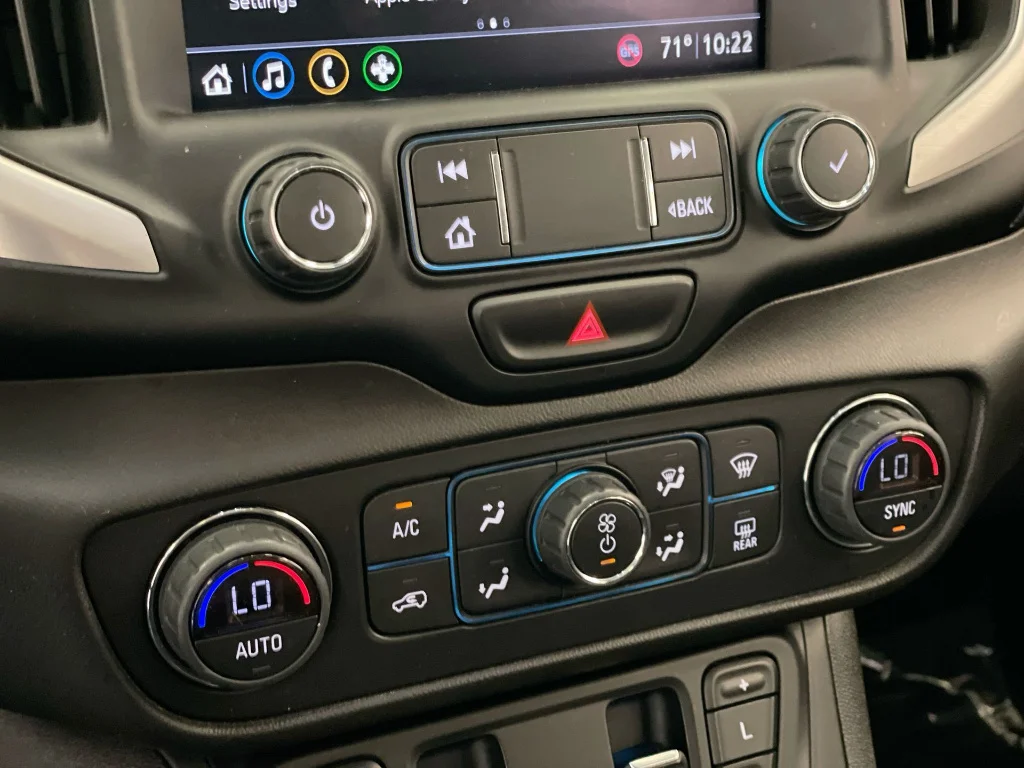 Used 2020 GRAY GMC SLT image 18