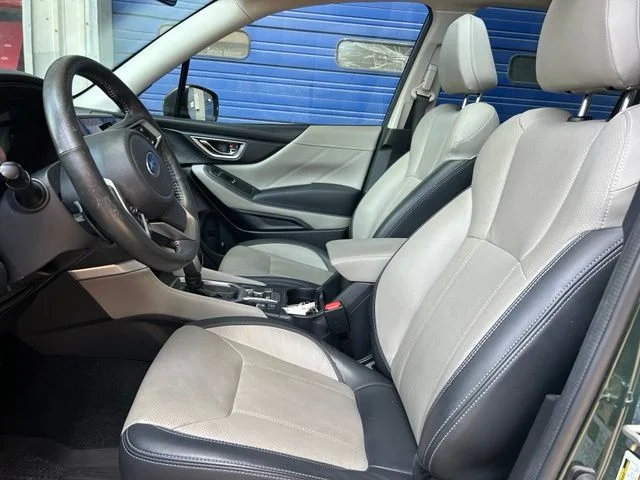 Used 2023 Green Subaru Limited image 12