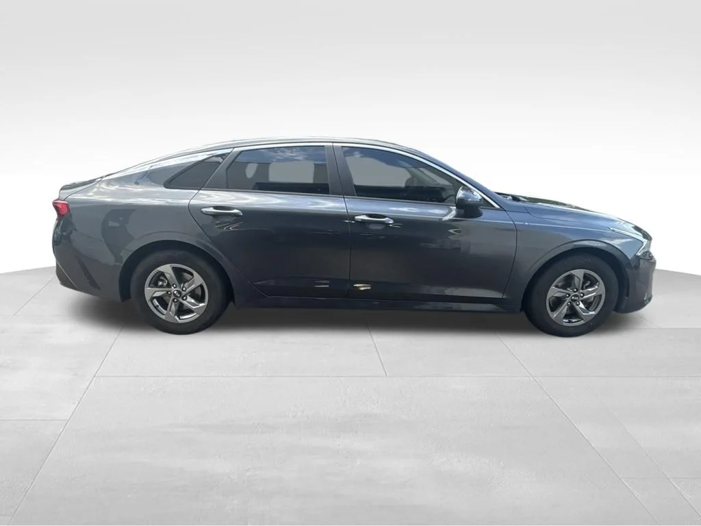 Used 2021 Gray Kia LXS image 9