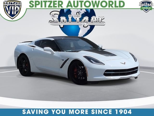 2015 Chevrolet Corvette Stingray Coupe w/Z51's photo