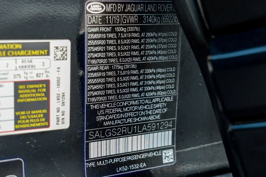 Used 2020 Santorini Black Metallic Land Rover HSE image 62