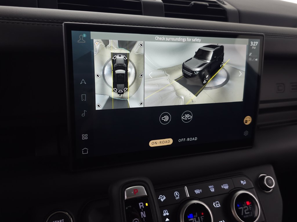 Certified Used 2025 Black Land Rover X-Dynamic SE image 34