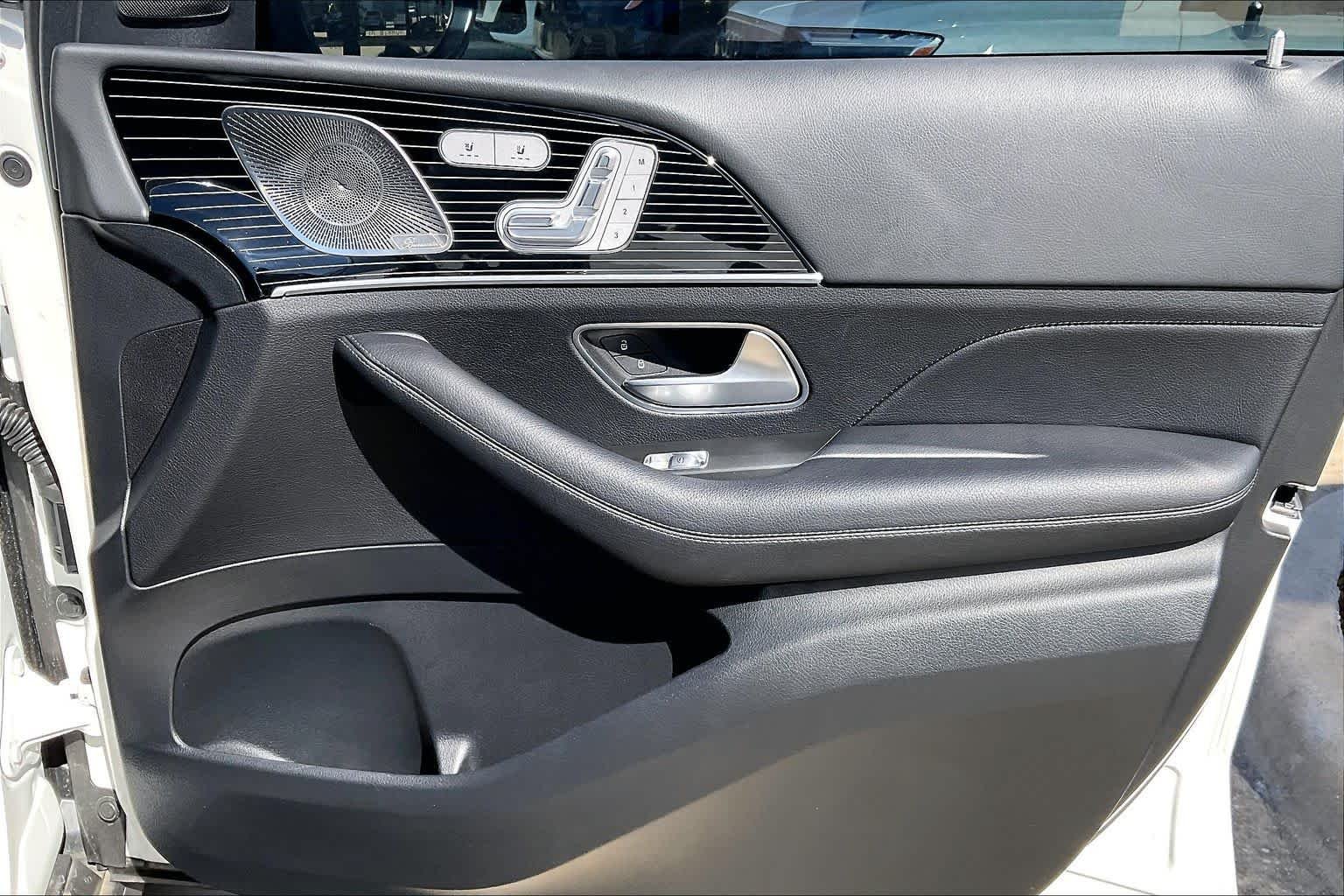 2024 Mercedes-Benz GLS Base - Photo 31