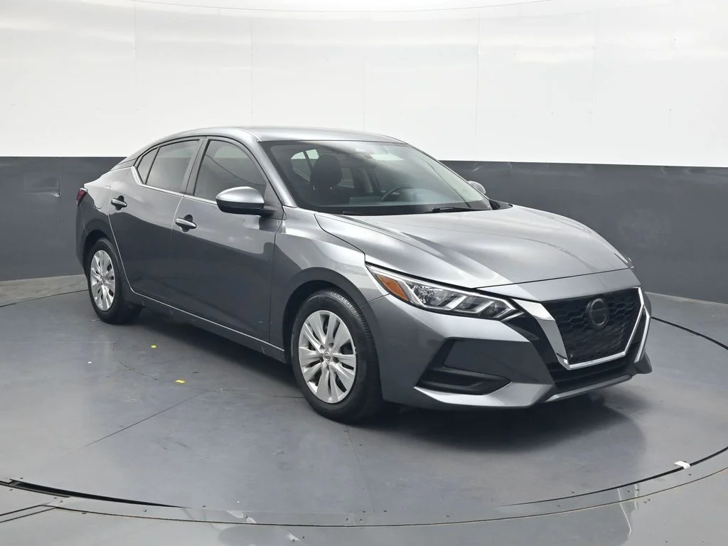 Used 2023 Gray Nissan S image 2