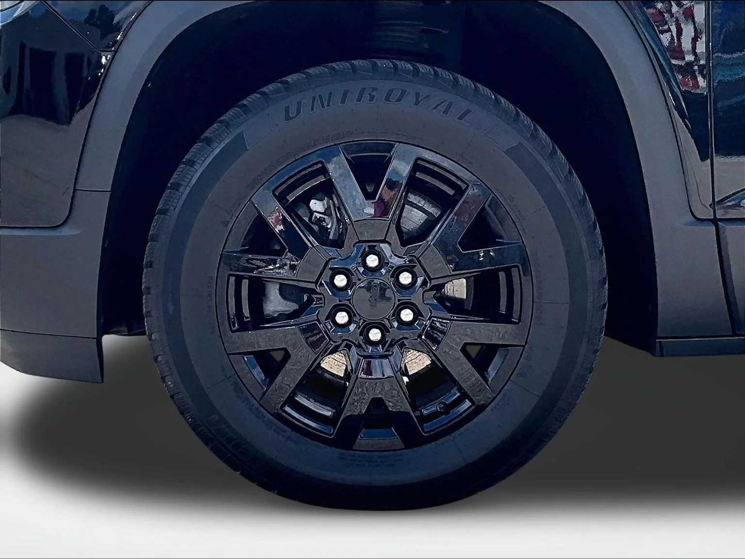 Used 2022 Black GMC SLE image 10
