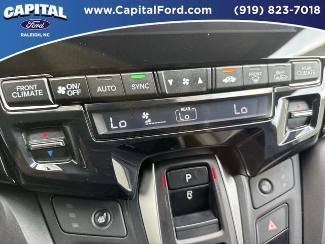Used 2022  Honda EX-L image 30