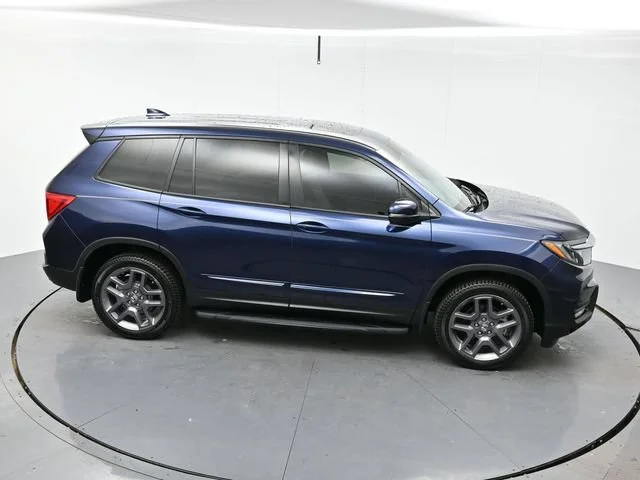 Used 2023 Blue Honda EX-L image 41